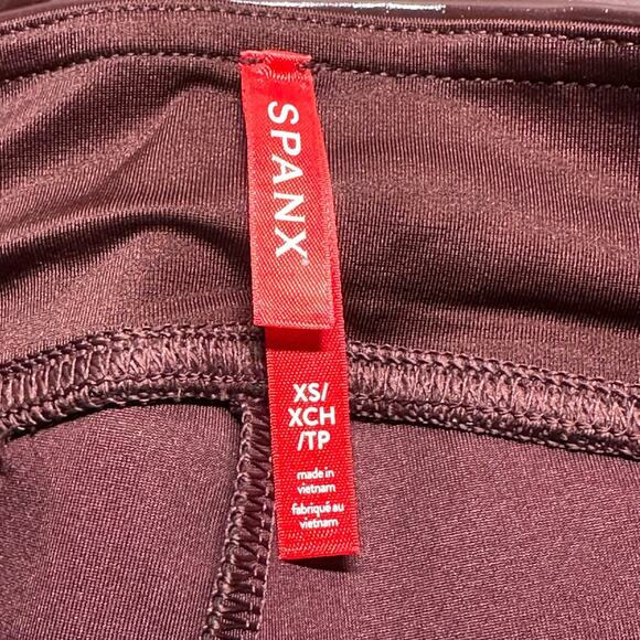 Spanx Leggings Women XS Ruby Red Spanxshape Faux Leather Grunge Baddie Club Edgy - Picture 3 of 7
